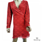 Robe dentelée rouge